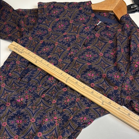 Frank & Oak patterned V-Neck Bishop Sleeve Dress - Picture 5 of 8